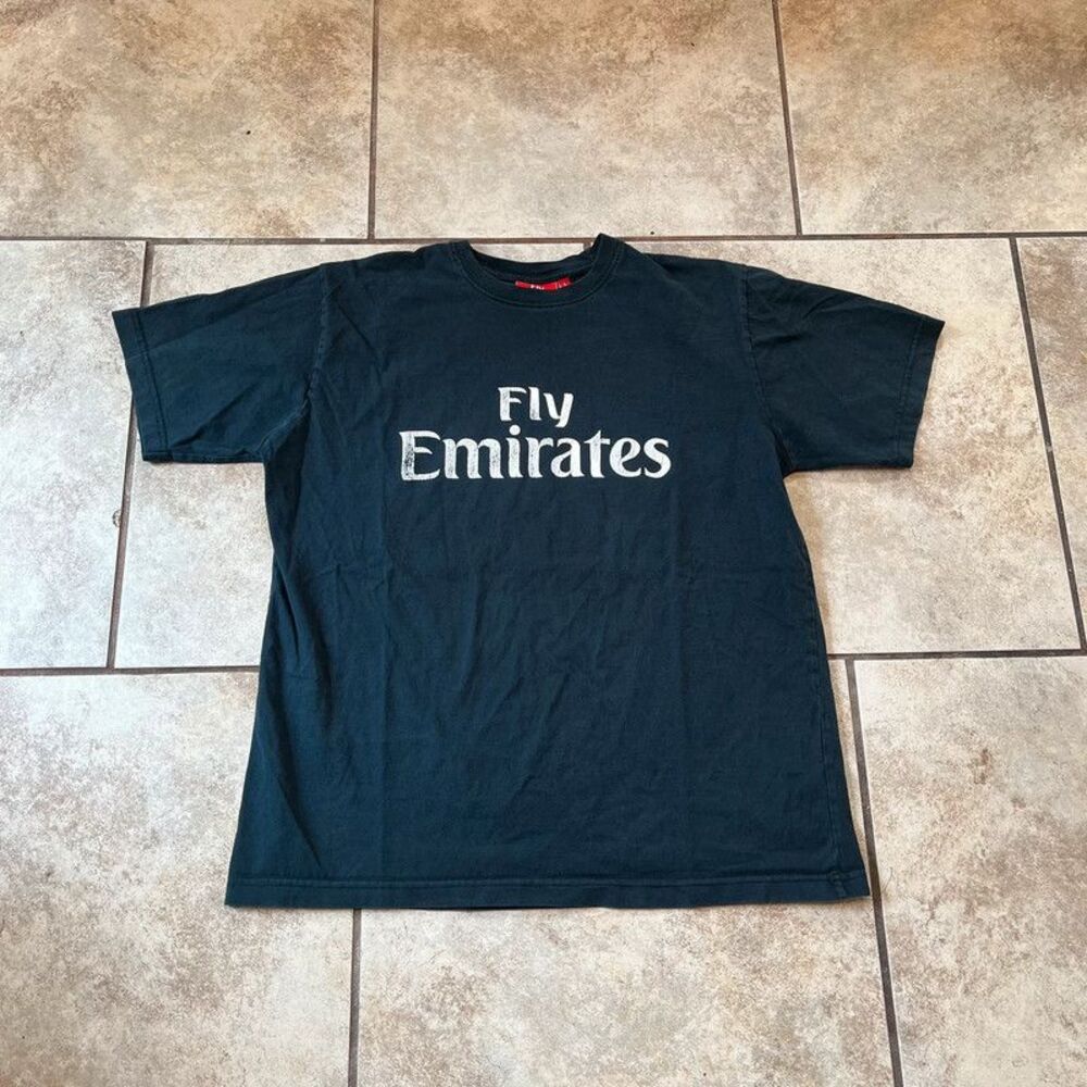Fly Emirates Black Football Sponsor Graphic T-Shirt size L
